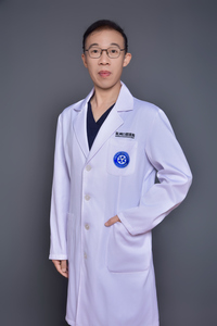 董柏秋（副主任医师）
